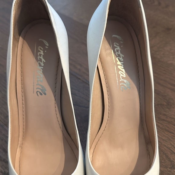 L’intervalle white leather pumps - Picture 2 of 3